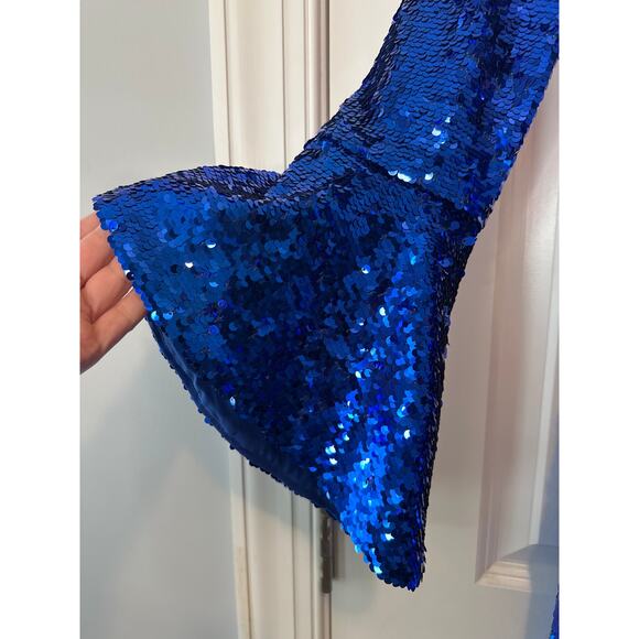 Alice + Olivia Jae Ultramarine Blue Sequin Bell Sleeve Gown Size 6 NWT - Picture 14 of 16